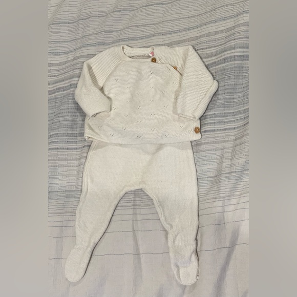 Zara Other - Zara newborn knitted top and bottom set